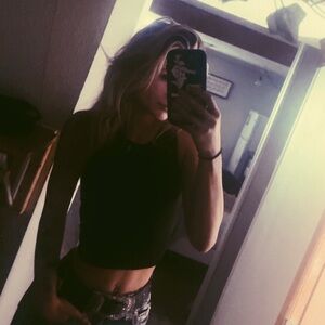 Meet your Posher, Carlee